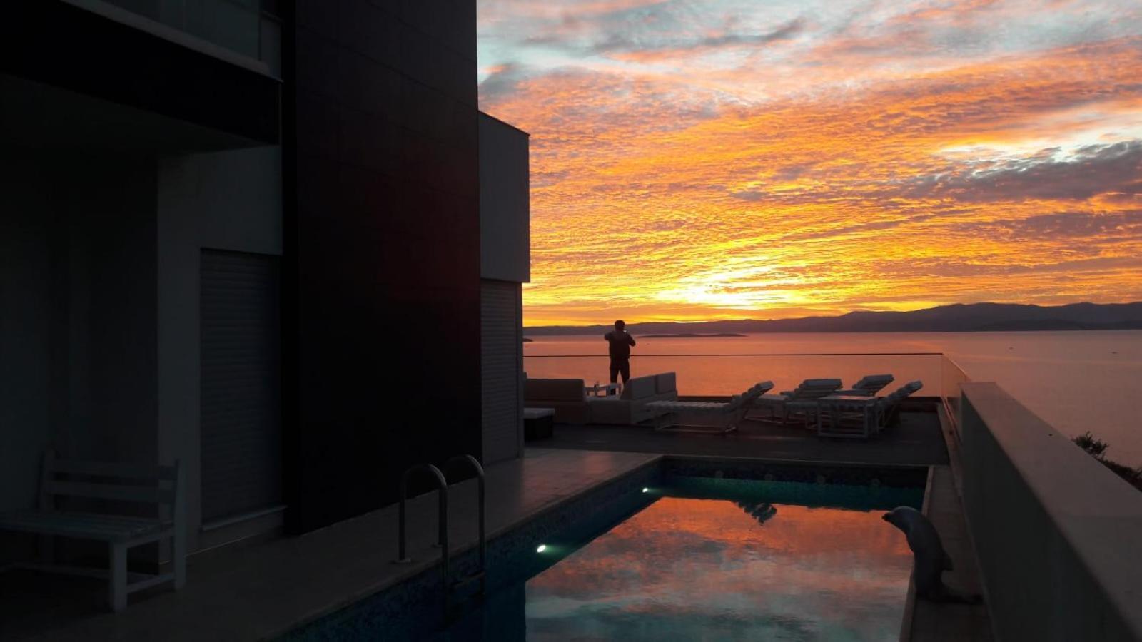 Çeşme Mavi Panorama Villa מראה חיצוני תמונה