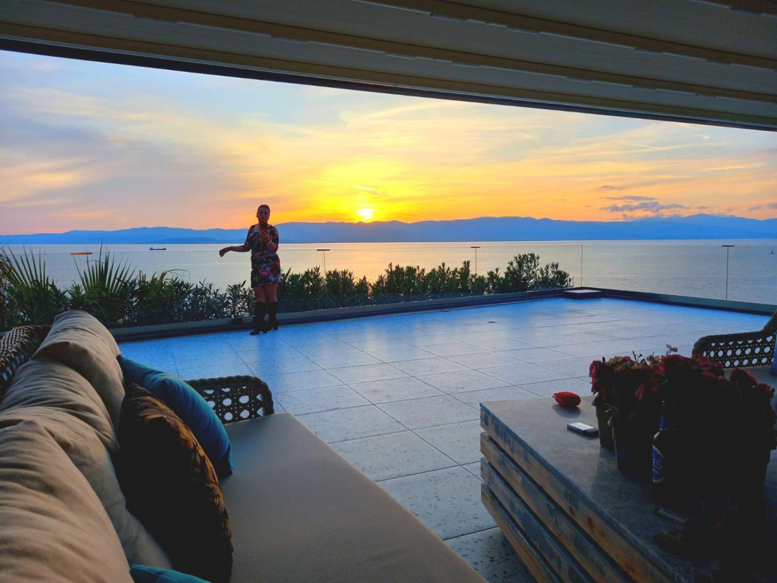 Çeşme Mavi Panorama Villa מראה חיצוני תמונה