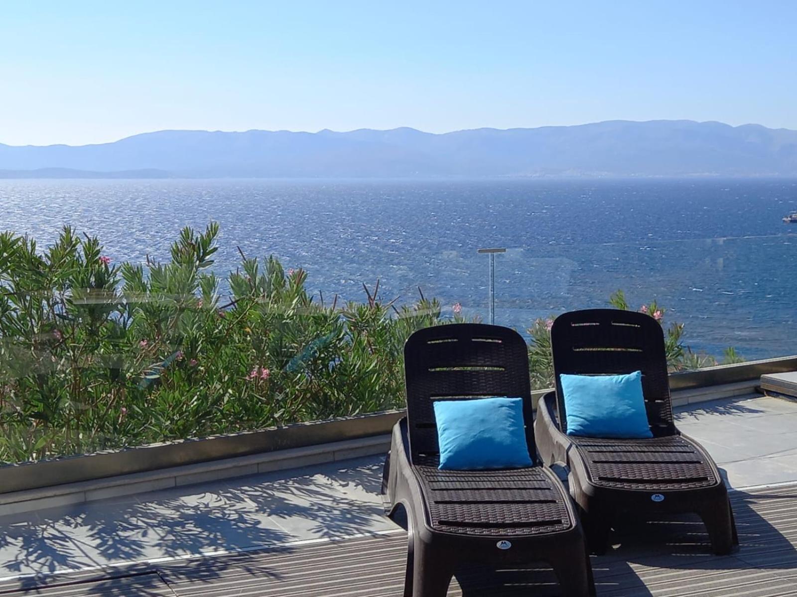 Çeşme Mavi Panorama Villa מראה חיצוני תמונה